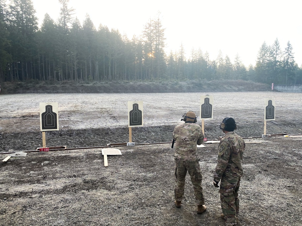 Combat Advisors train for shooting in close range engagement scenarios