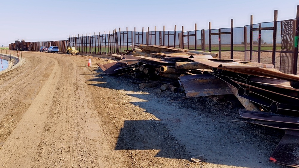 Border Barrier Construction: Arizona 4-Mile Modification