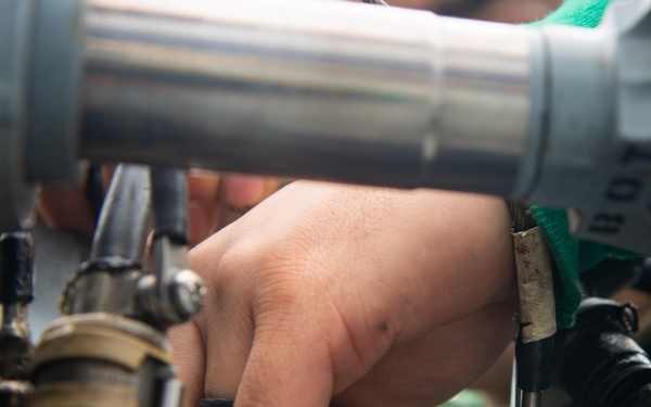 USS Bunker Hill (CG 52)