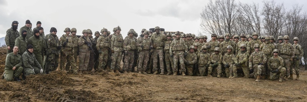 C Co, 1-5CAV conducts CALFEX