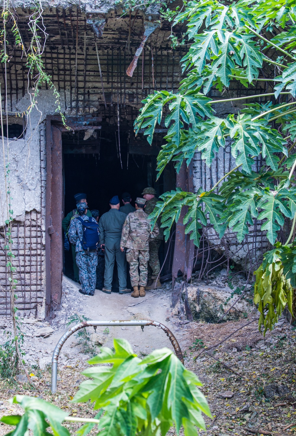 Historic-first: U.S., RAAF, JASDF generals visit World War II sites together