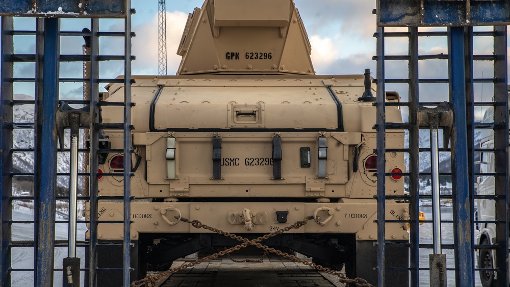 Off-load at Bogen Port