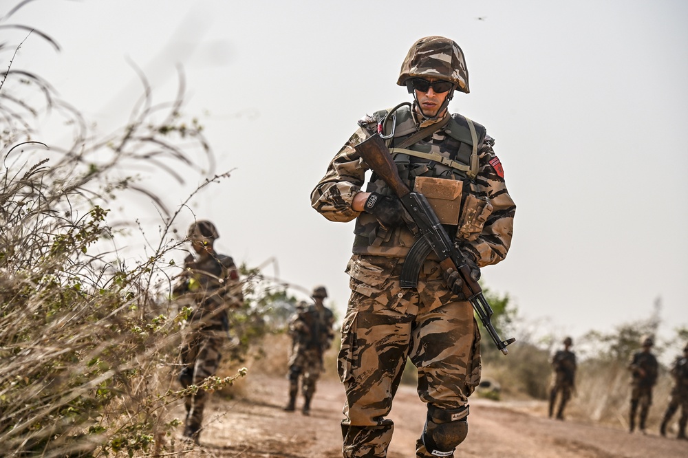 Soldiers in the Moroccan Army simulate conducting a patrol during a drill in preparation for the beginning of FLINTLOCK 20