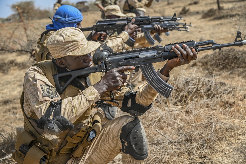 Burkina Faso Soldiers simulate conducting a patrol during FLINTLOCK 20