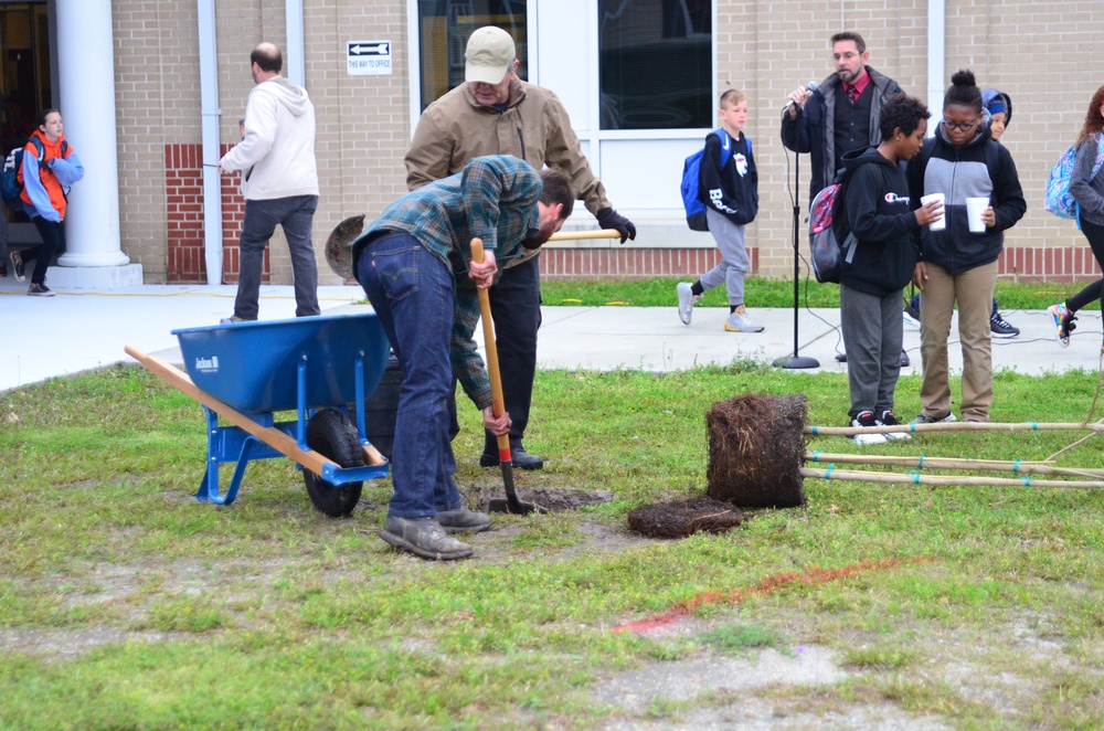 Murray Elementary celebrates Arbor Day