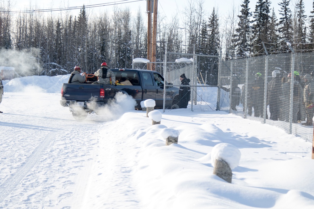 Multiple agencies participate in search and extraction during exercise Arctic Eagle 2020