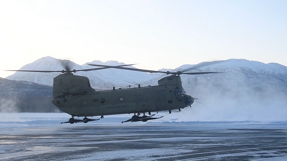 CH-47 Chinook takes flight for Arctic Eagle 2020