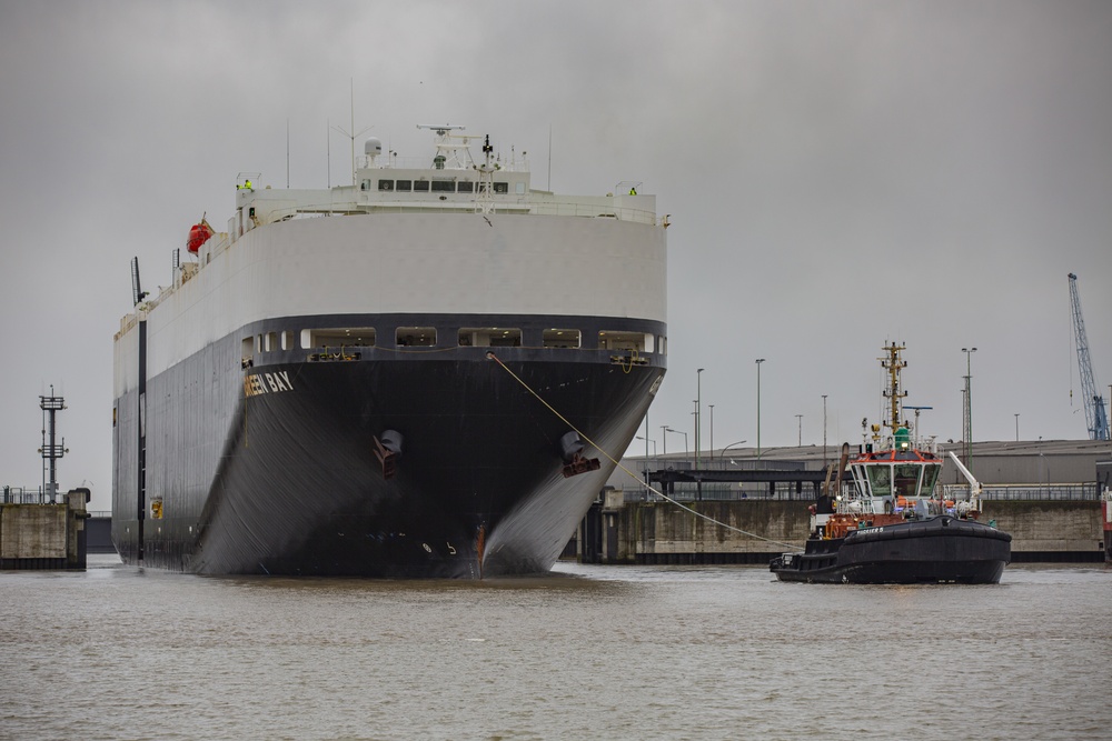 M/V Green Bay arrives in Bremerhaven for DEFENDER-Europe 20