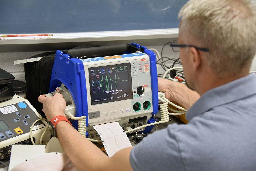 Testing pulmonary monitor