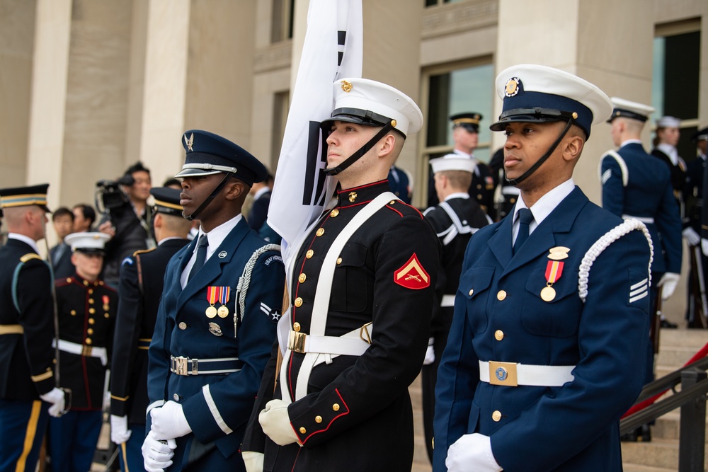 Joint Service Color Guard Prepare for Honors Cordon with SecDef &amp; ROK