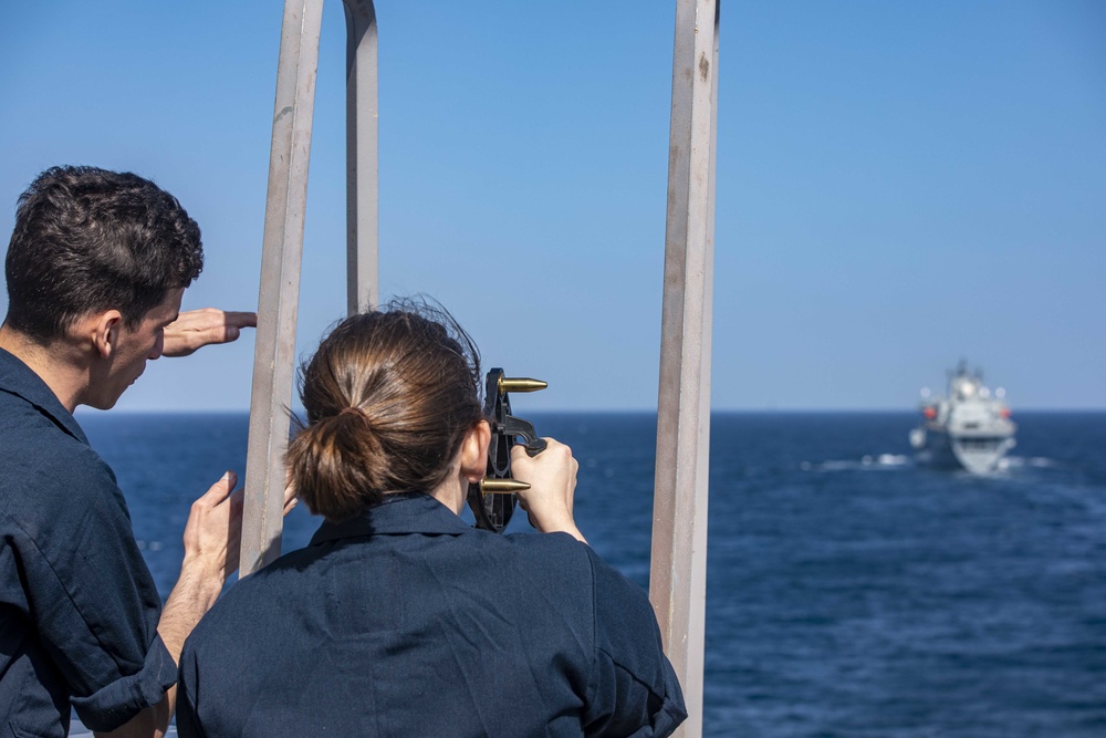 Sailors take part in RAS with RFA Wave Knight