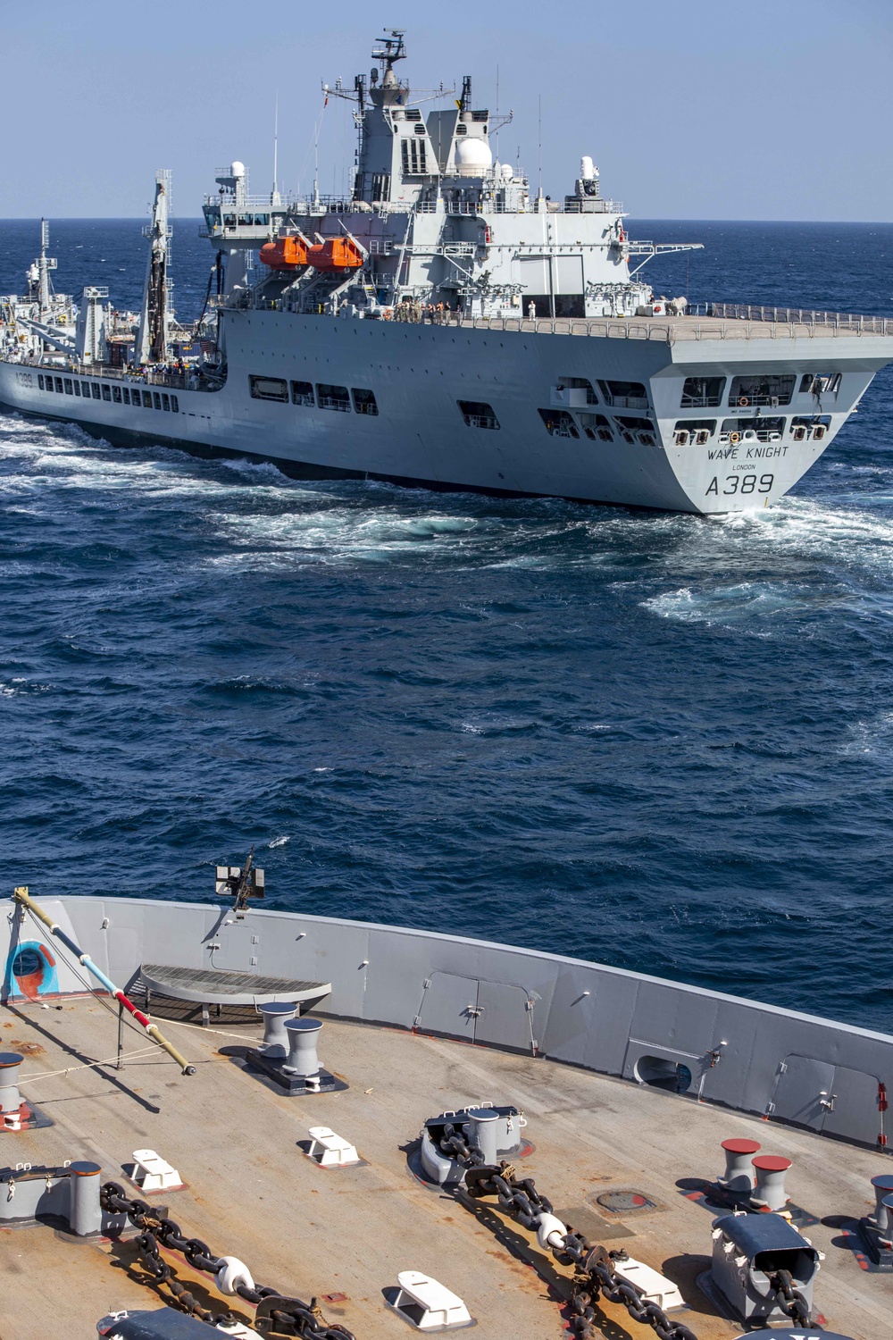 Sailors take part in RAS with RFA Wave Knight