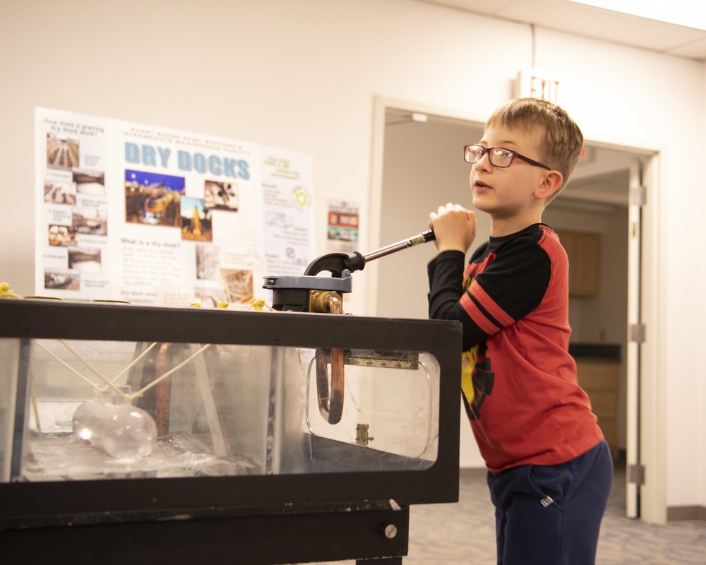 U.S. Naval Undersea Museum hosts &quot;Discover E Day&quot;.