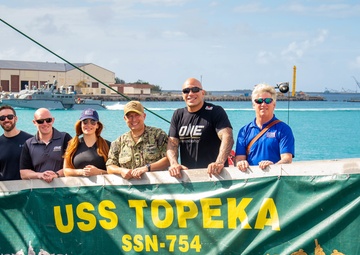 USS Topeka Hosts Pro Mixed Martial Arts Athletes