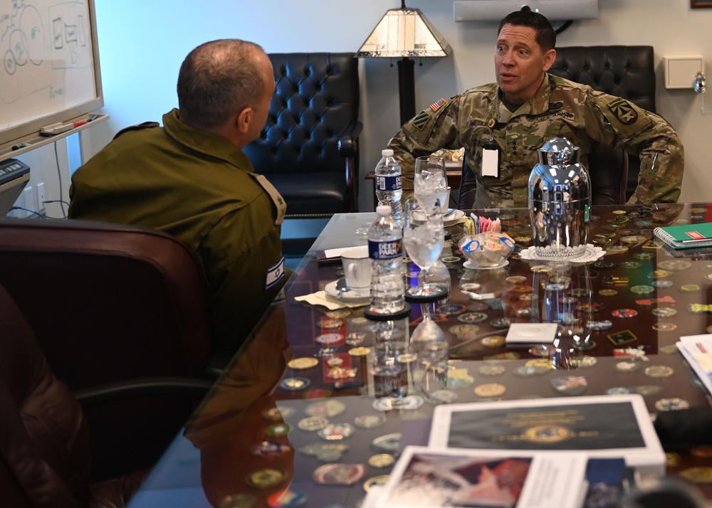 Maj. Gen. Yehuda Fox visits FCC