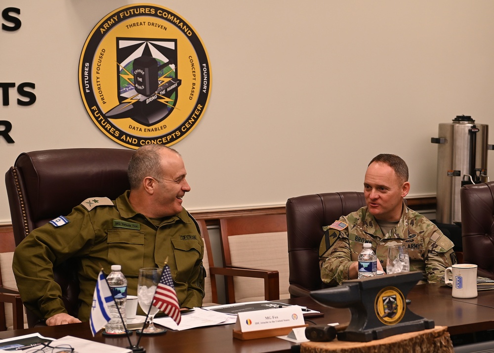 Maj. Gen. Yehuda Fox visits FCC