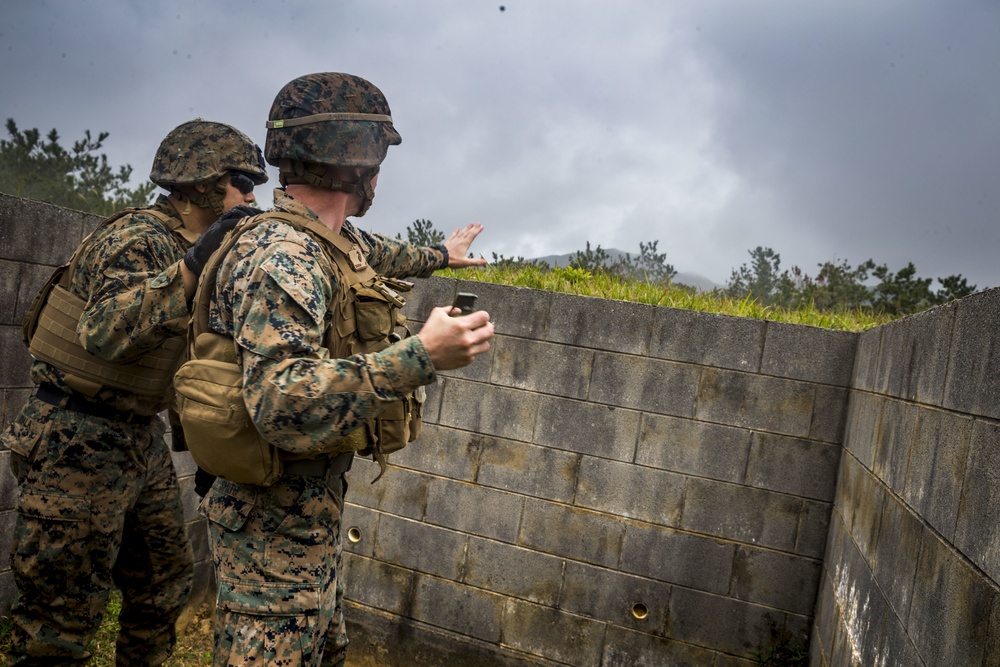12th Marine Regiment maintains grenade knowledge