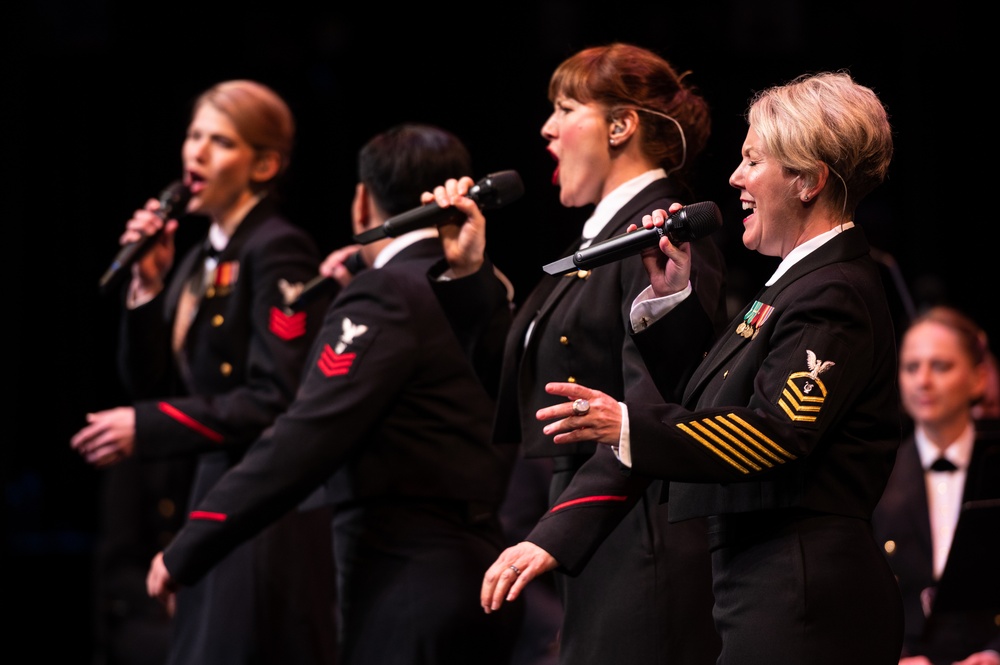 Navy Band visits Virginia Beach