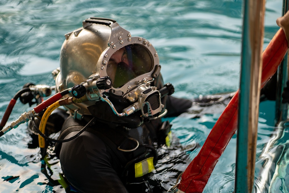 Cobra Gold 20: Royal Thai, US Navies conduct underwater welding training