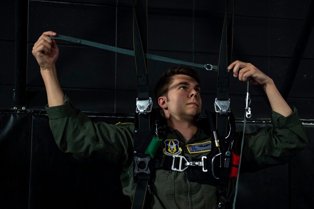 Emergency parachute training refreshes, assess aircrew