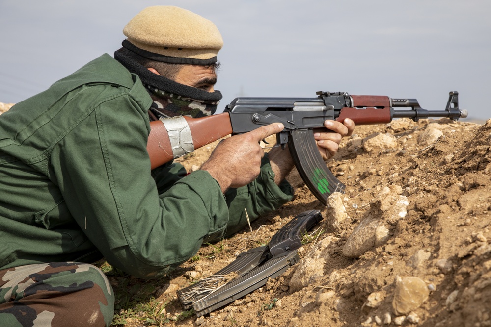 Peshmerga soldiers final exercise at Bnaslawa Training Center