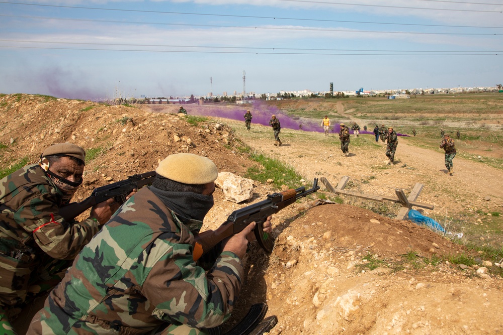 Peshmerga soldiers final exercise at Bnaslawa Training Center