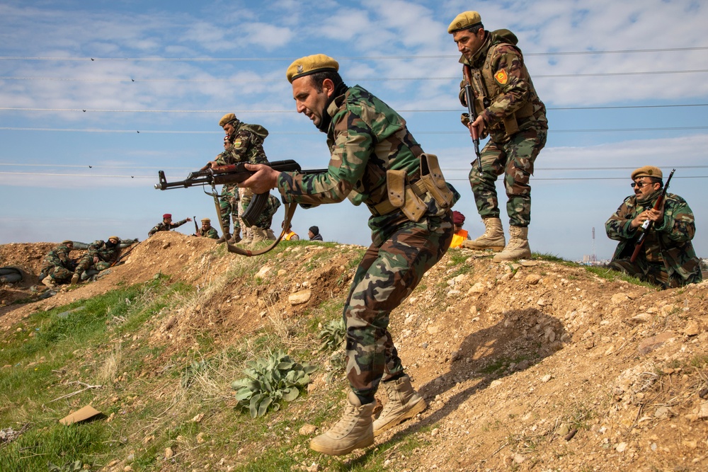 Peshmerga soldiers final exercise at Bnaslawa Training Center