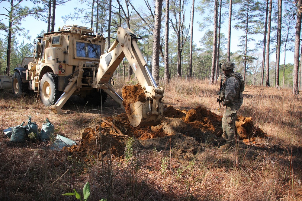 R.I. NATIONAL GUARD ENGINEERS AMONG 5,500 SOLDIERS IN DEPLOYMENT READINESS EXERCISE