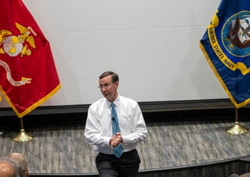 Navy's Chief Learning Officer Visits NPS