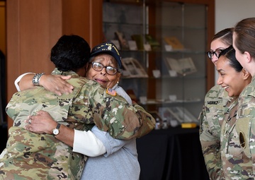 Chicagoland Soldiers and Veterans rally around all-female Honor Flight announcement