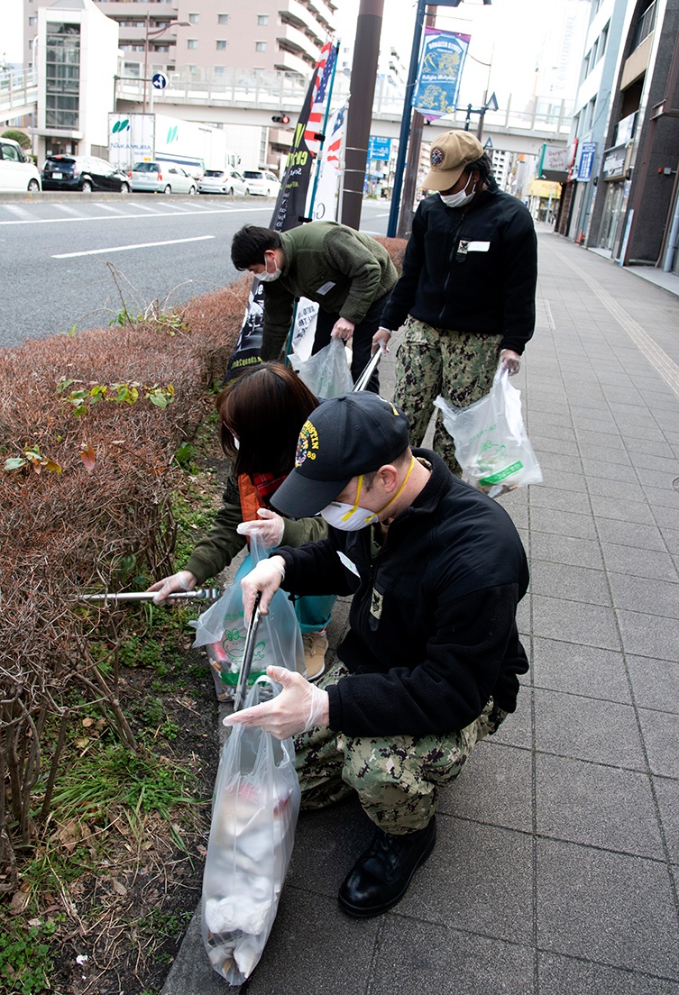 Yokosuka Sailors Clean Up Streets with Japanese Locals