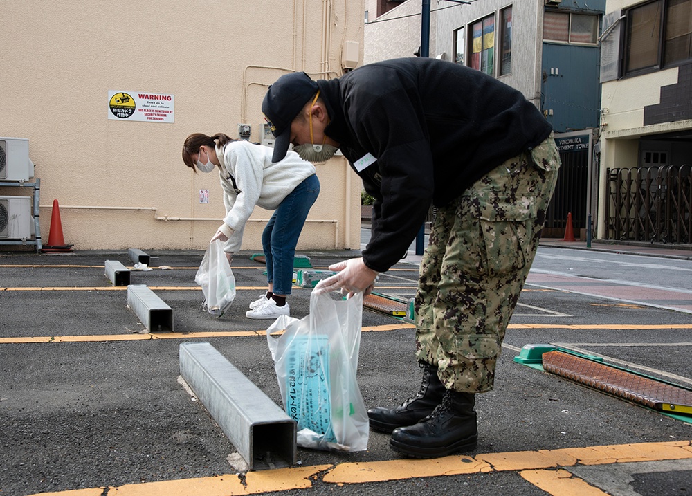 Yokosuka Sailors Clean Up Streets with Japanese Locals