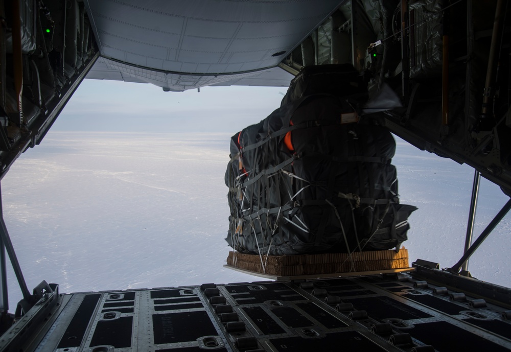 211th, 212th Rescue Squadrons deliver Arctic Sustainment Package during Arctic Eagle 2020