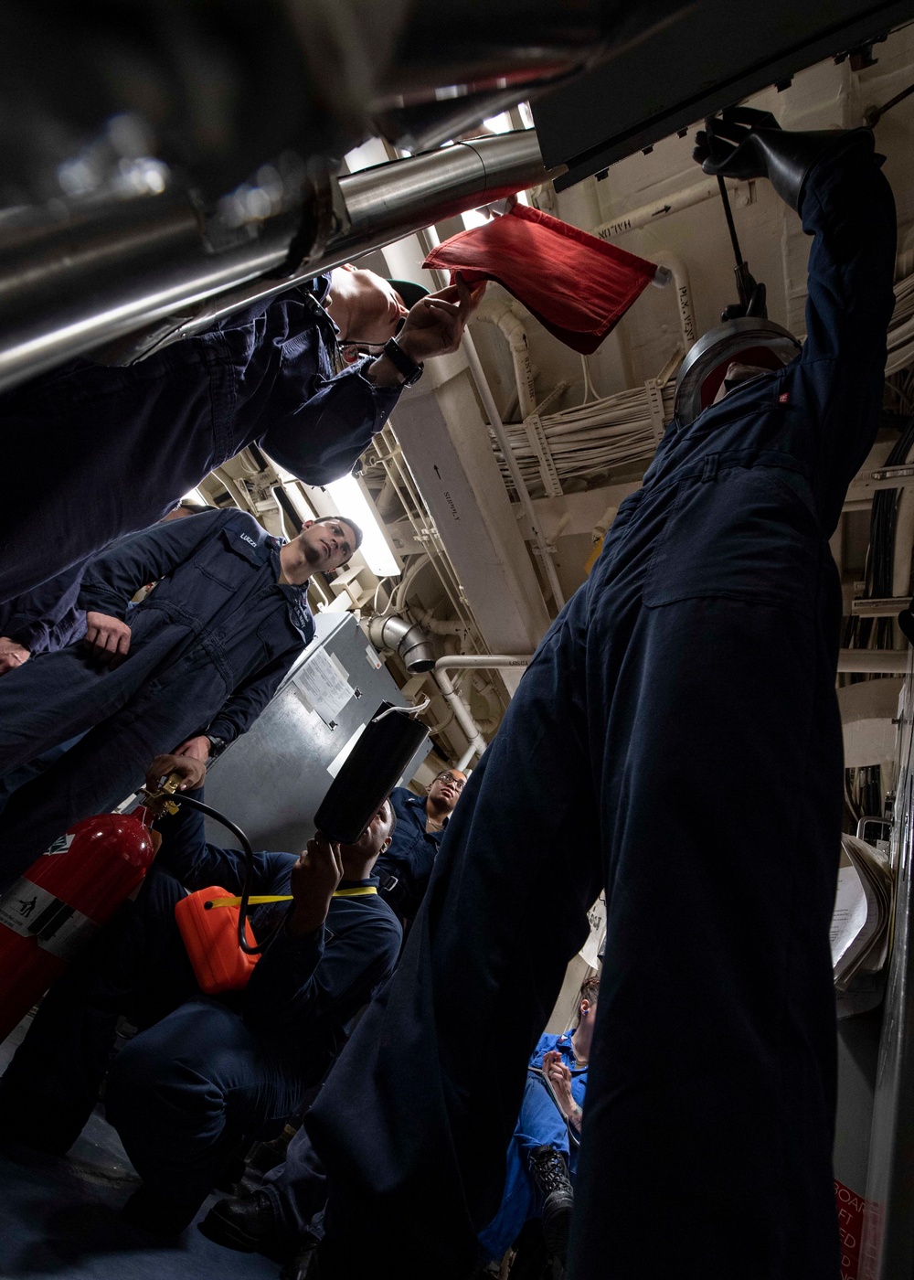 USS Carney (DDG 64)