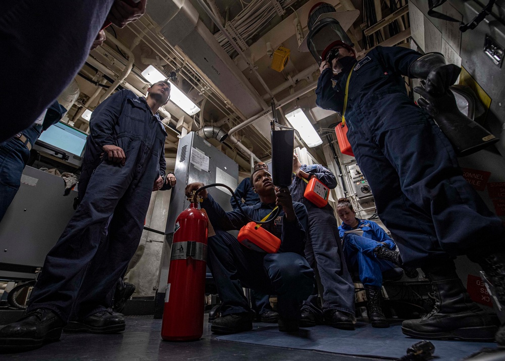 USS Carney (DDG 64)