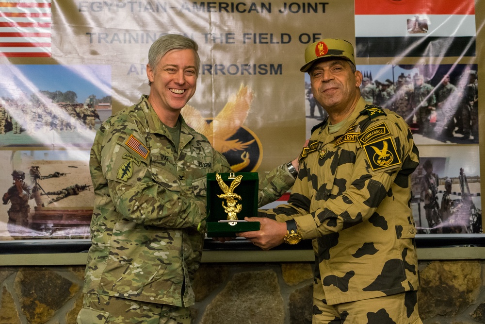 5th SFG(A) hosts Egyptian commandos for partnership training