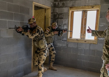 5th SFG(A) hosts Egyptian commandos for partnership training