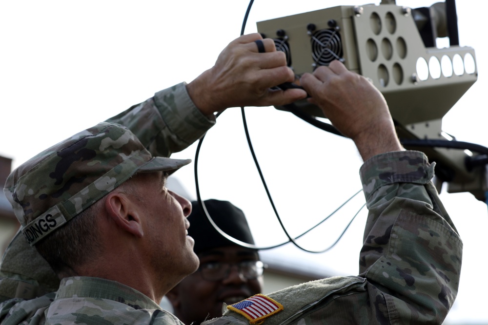 DVIDS Images Signal support systems specialists prepare ground
