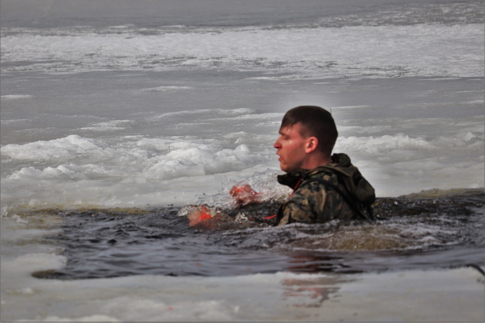 Cold-water immersion training for Soldiers, Marines at Fort McCoy