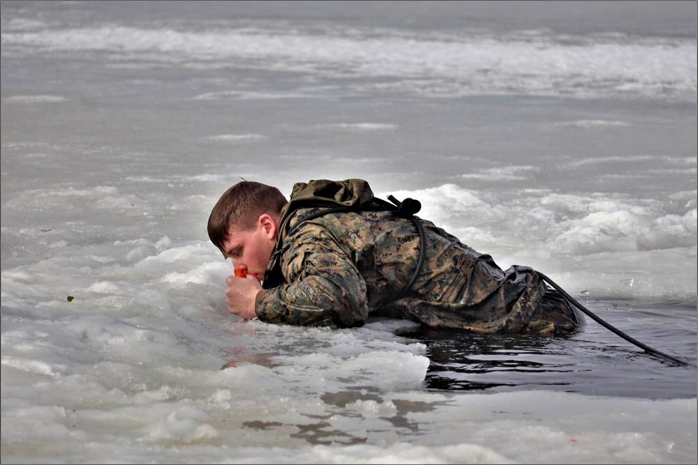 Cold-water immersion training for Soldiers, Marines at Fort McCoy