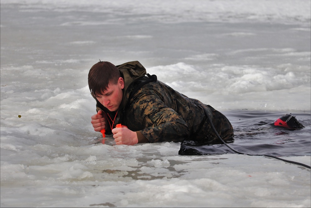 Cold-water immersion training for Soldiers, Marines at Fort McCoy