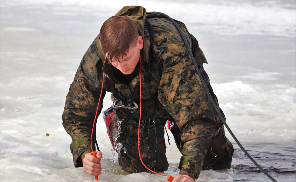 Cold-water immersion training for Soldiers, Marines at Fort McCoy