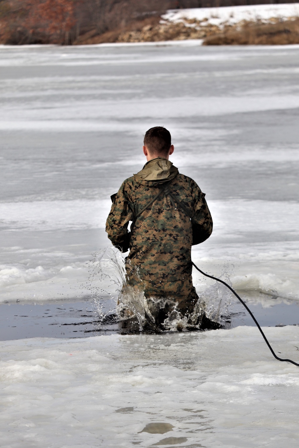 Cold-water immersion training for Soldiers, Marines at Fort McCoy