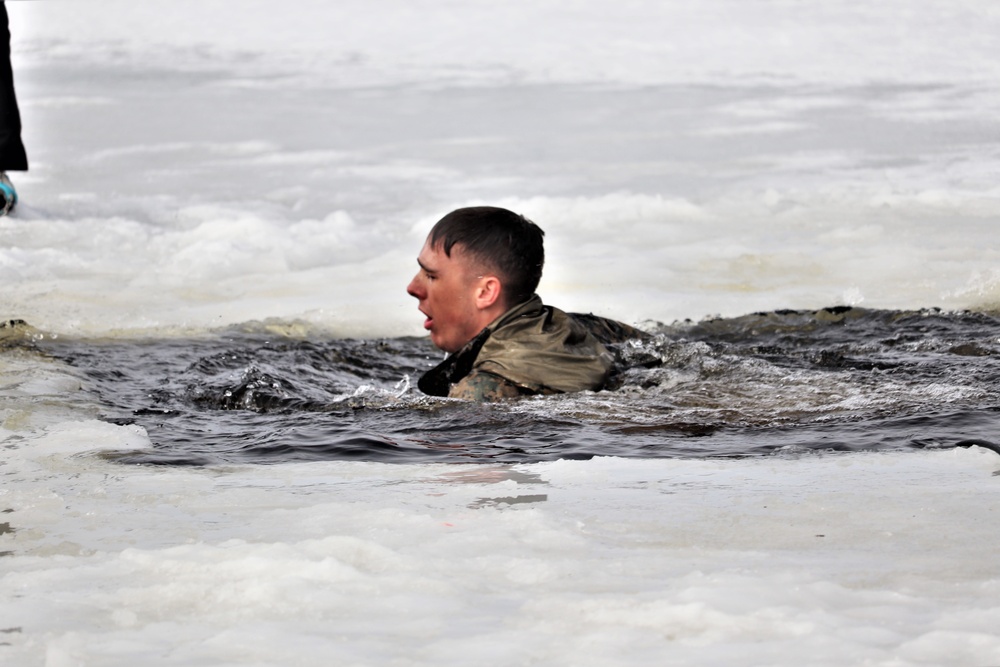 Cold-water immersion training for Soldiers, Marines at Fort McCoy