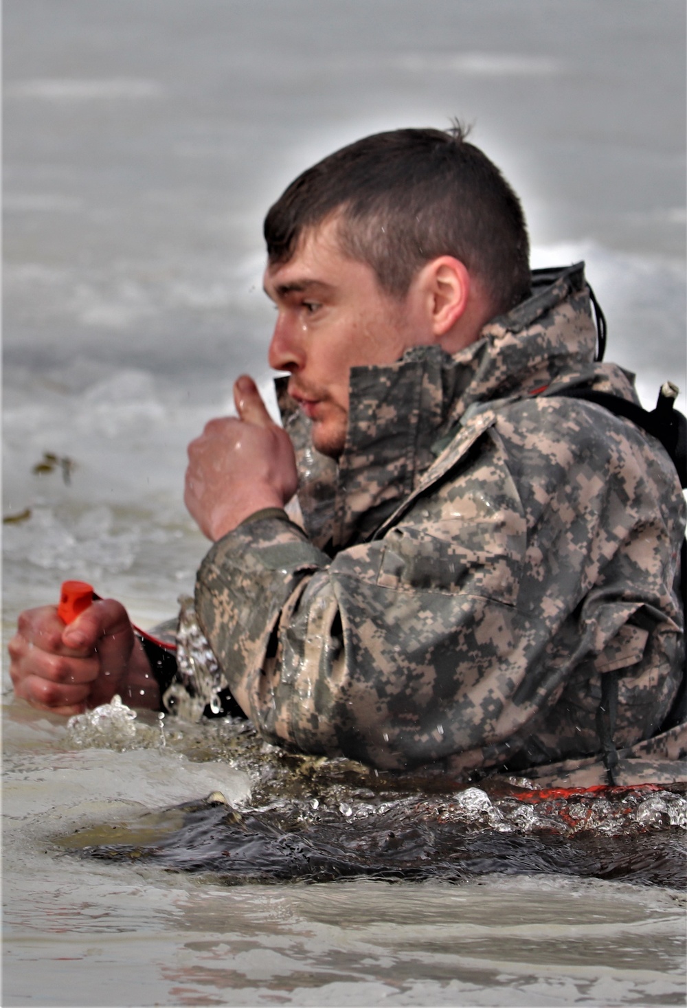 Cold-water immersion training for Soldiers, Marines at Fort McCoy