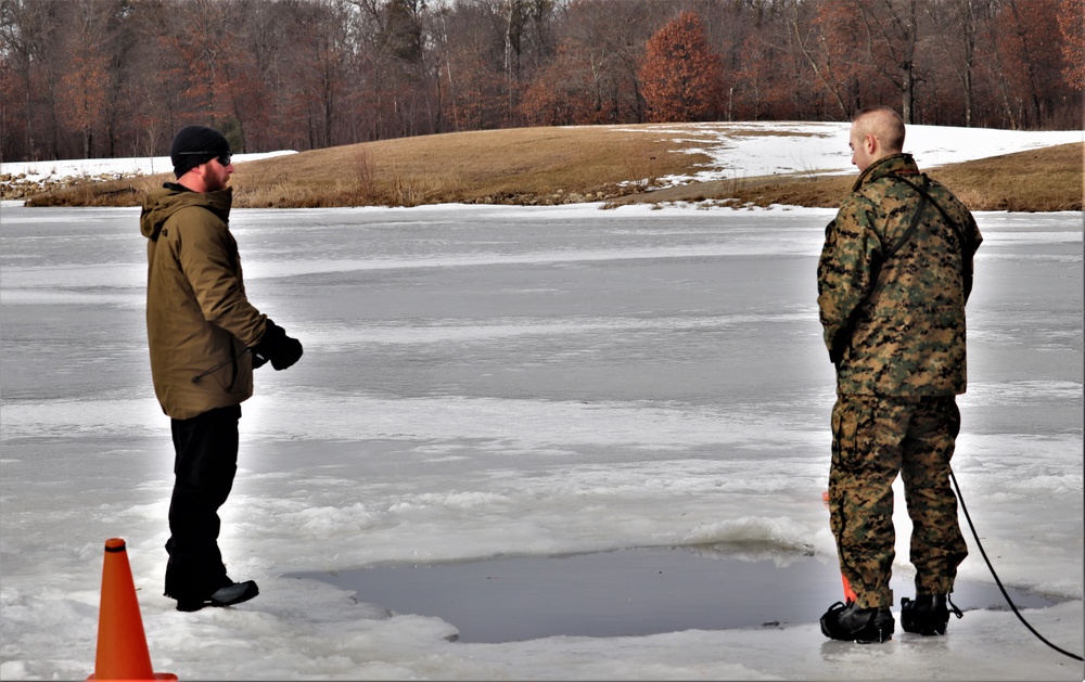 Cold-water immersion training for Soldiers, Marines at Fort McCoy