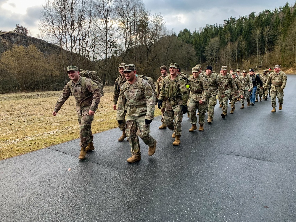 Hohenfels area Soldiers start training for 100 mile De 4 Daagse March