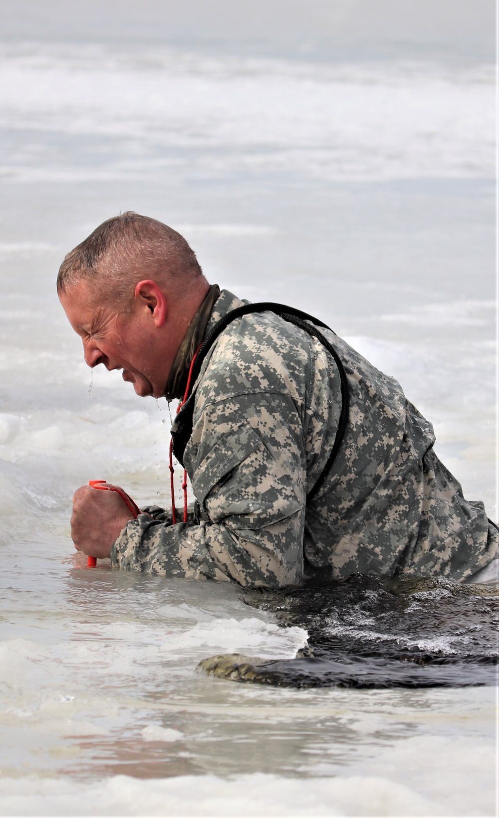 Cold-water immersion training for Soldiers, Marines at Fort McCoy