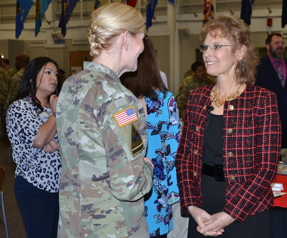 Spouses share ideas, discuss wellness at ARSOUTH conference