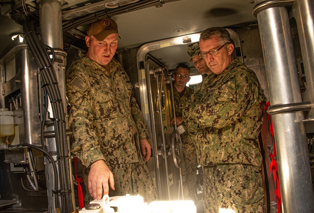 U.S. Third Fleet Commander visits Coastal Riverine Forces onboard NAB Coronado